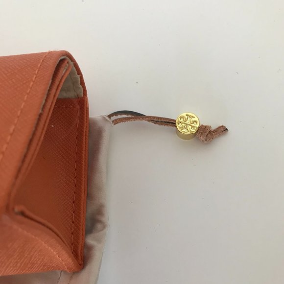 Tory Burch Sunglasses with Case - Picture 10 of 10